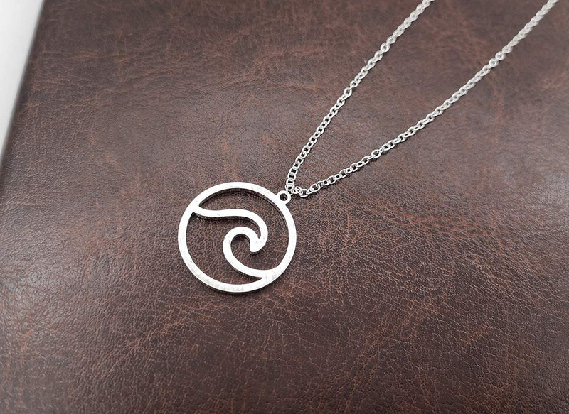 [Australia] - YOOE Stainless Steel Ocean Wave Necklace. Hawaii Surfing Sea Ocean Necklace, for Surfer Beachy Circle Pendant Necklaces Silver 