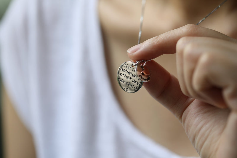 [Australia] - Sterling Silver Pendant Neccklace "The Love Between A Mother and Her Child Is Forever" Jewelry Heart Pendant Charm Necklace 18" 