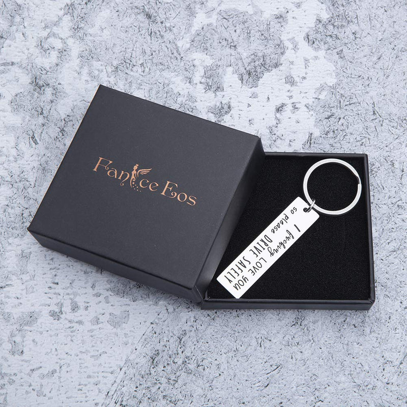 [Australia] - Father's Day Gifts Drive Safe Keychain Boyfriend Gifts for Husband Dad I Love You Gifts Birthday Gifts Key Ring Rectangle Gift New Driver Trucker Gifts for Him Men 