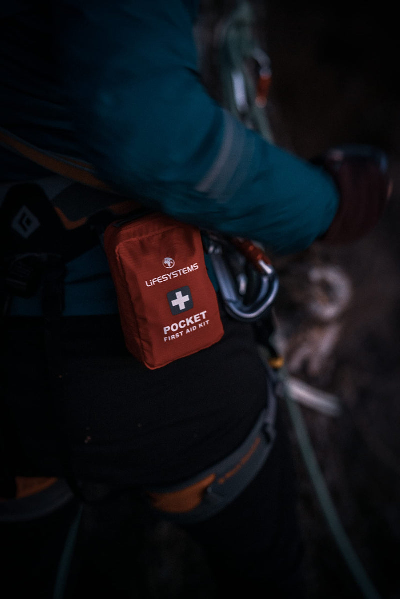 [Australia] - Lifesystems Pocket First Aid Kit, CE Certified Contents, Specifically Designed for Hiking and Outdoor Single 