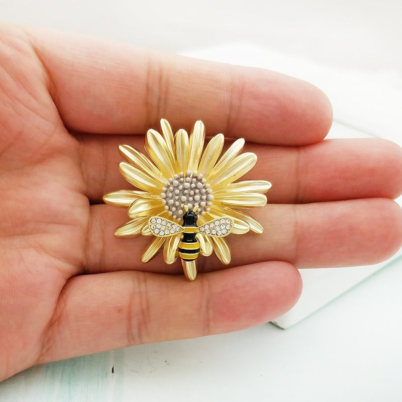 [Australia] - YOQUCOL Sunflower Honeybee Bee Brooch Pin with Austrian Cubic Zirconia Crystal for Women Girls CZ Crystal 