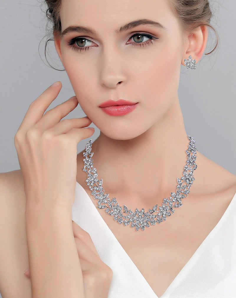 [Australia] - EVER FAITH Wedding Cluster Flower Leaf Necklace Earrings Set Clear Austrian Crystal Silver-Tone 