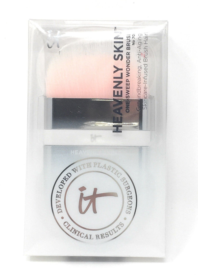 [Australia] - It Cosmetics Heavenly Skin One-Sweep Wonder Brush No 705 