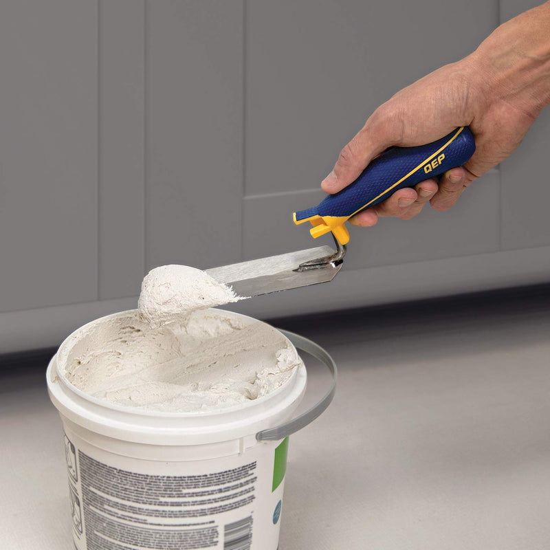 [Australia] - QEP 6 in. x 2 in. Comfort Grip Flat Margin Flooring Trowel with Bucket Hook, Silver (42112) 