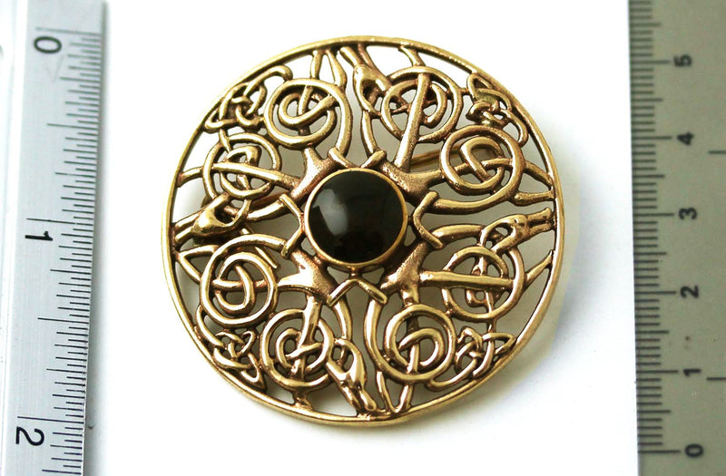 [Australia] - LynnAround Vintage brooches Bronze Norse Filigree Celtic Knot Black Stone Thailand Jewelry Brooch 