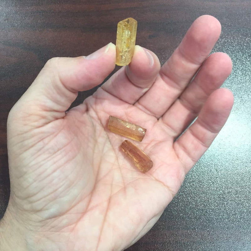 [Australia] - Starborn Natural Imperial Topaz Crystal 20-30 cts, one Piece Large 