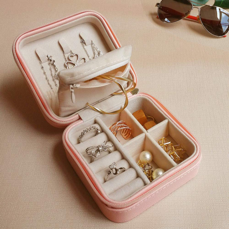 [Australia] - HerFav Travel Jewelry Organizer, Small Jewelry Box Mini Portable Jewelry Case for Rings Earrings & Necklace for Women Girls (Pink) 