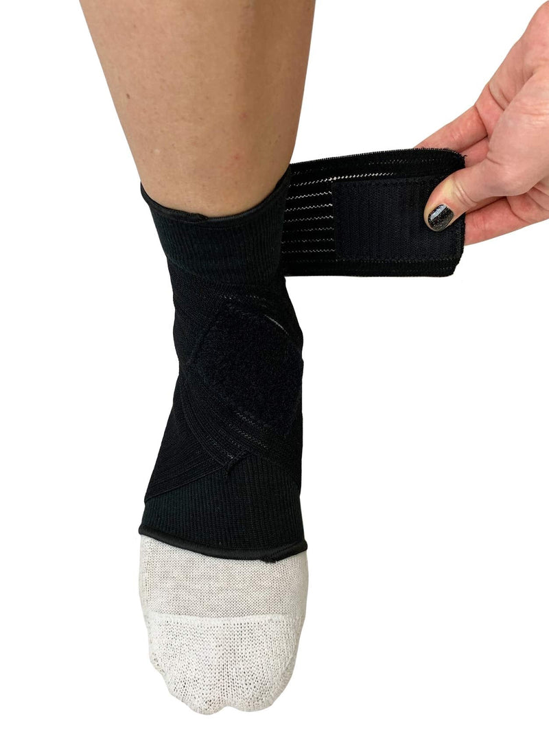 [Australia] - Blue Jay An Elite Healthcare Brand Adjustable Ankle Wrap, Black, Medium Ankle Support Brace for Injury Recovery - Elastic Ankle Support Brace 