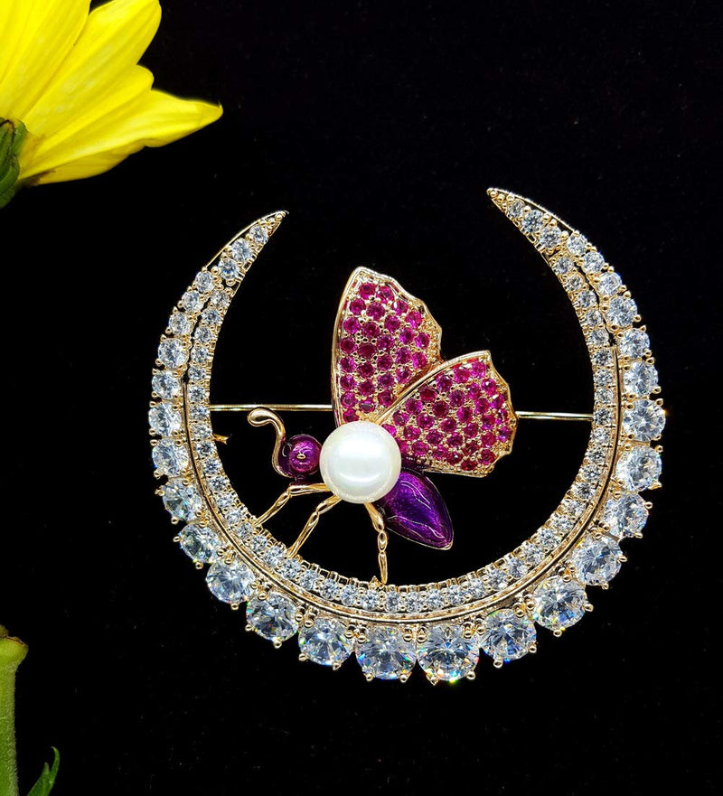 [Australia] - Newvision1981 Brooch for Women Fashion Romantic Small Cute Honeybee Been in Moon Shaped Pearl Pins Gold Rose Red,Large 
