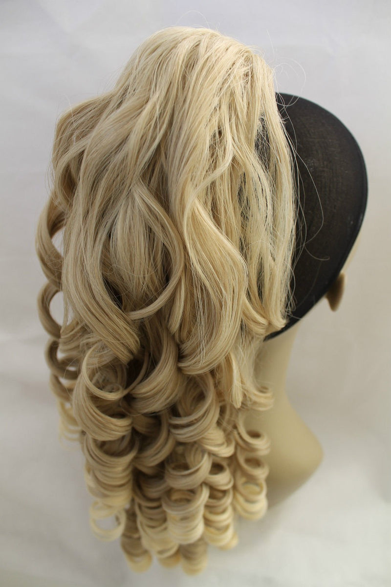 [Australia] - New Long Synthetic Curly Light Mix Blonde Mix Dark Blonde Claw Clip Ponytail Hair Piece Extension 22" (Light Mix Blonde #24613) Light Mix Blonde #24613 