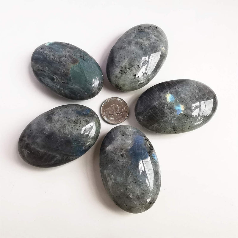 [Australia] - Manekieko Natural Moonstone Oval Palm Pocket Healing Crystal Massage Spa Energy Stone,Healing Crystal for Therapy Geometry Chakra Balancing 