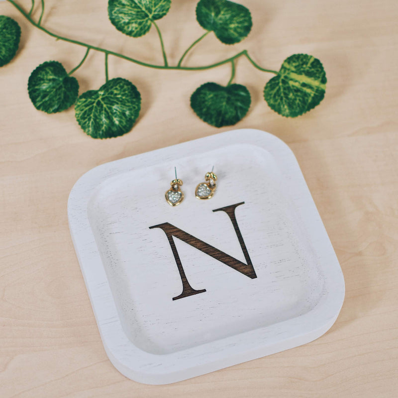 [Australia] - Solid Wood Personalized Initial Letter Jewelry Display Tray Decorative Trinket Dish Gifts For Rings Earrings Necklaces Bracelet Watch Holder (6"x6" Sq White "N") ุ6"x6" Sq White "N" 