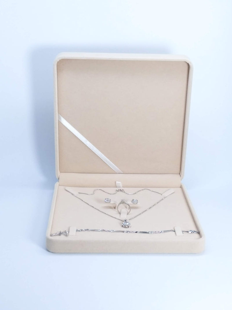 [Australia] - JunningGor Jewelry Set Velvet Box Necklace Earring Ring Necklace Bracelet Gift Display Case Wedding Jewelry Storage Holder (Beige) Beige 