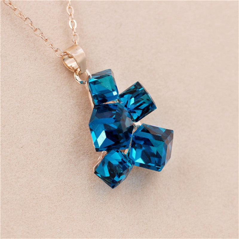 [Australia] - Uloveido Women Rose Gold Plated Crystal Pendant Necklace for Women, Blue/Red/White Stone Necklace Pendant for Girls Jewelry Gift GR125 