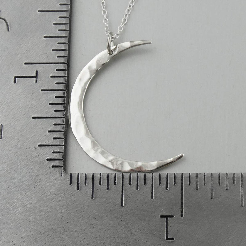 [Australia] - FashionJunkie4Life Sterling Silver Hammered Finish Textured Crescent Moon Pendant Necklace, 18" Chain 