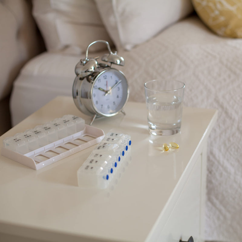 [Australia] - Safe and Sound 7 Day 14 Compartment AM and PM Push-button Easy-open Pill Box, Printed and Braille, Includes Two Patient Record Cards 14 Count (Pack of 1) 