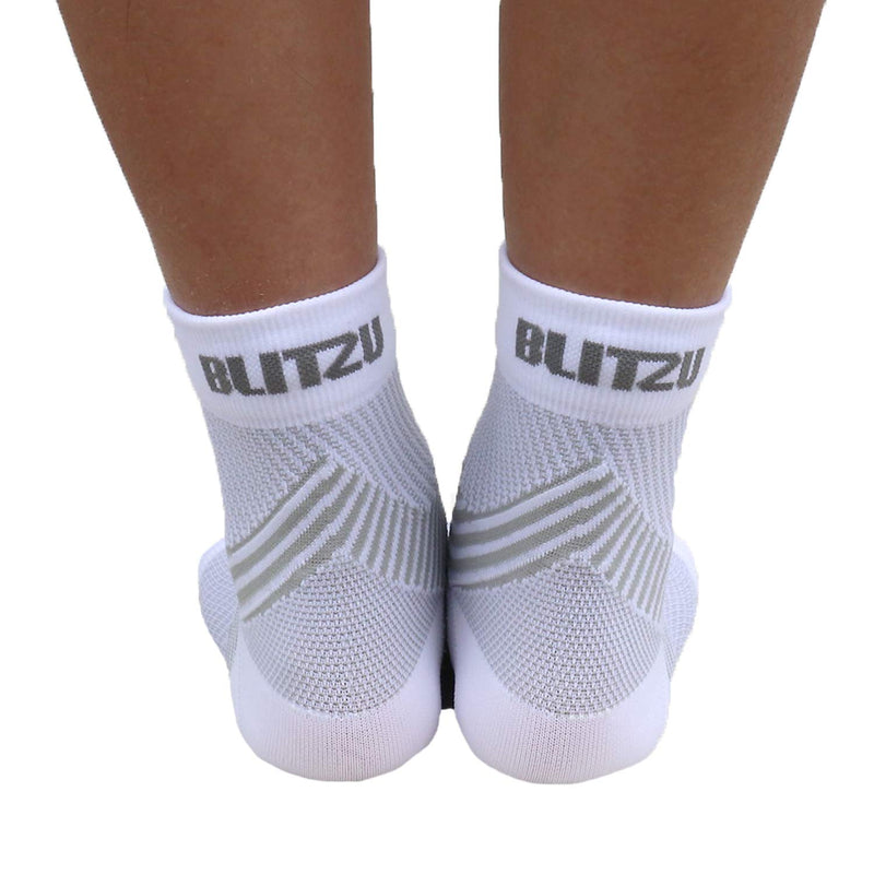 [Australia] - Plantar Fasciitis Sleeve Foot Braces for Foot Pain Arch Support Socks for Women Compression Socks Ankle Night Splint for Plantar Fasciitis Men Feet Pain Relief Sore Feet Relief Soothe Socks White S-M Small/Medium (1 Pair) 