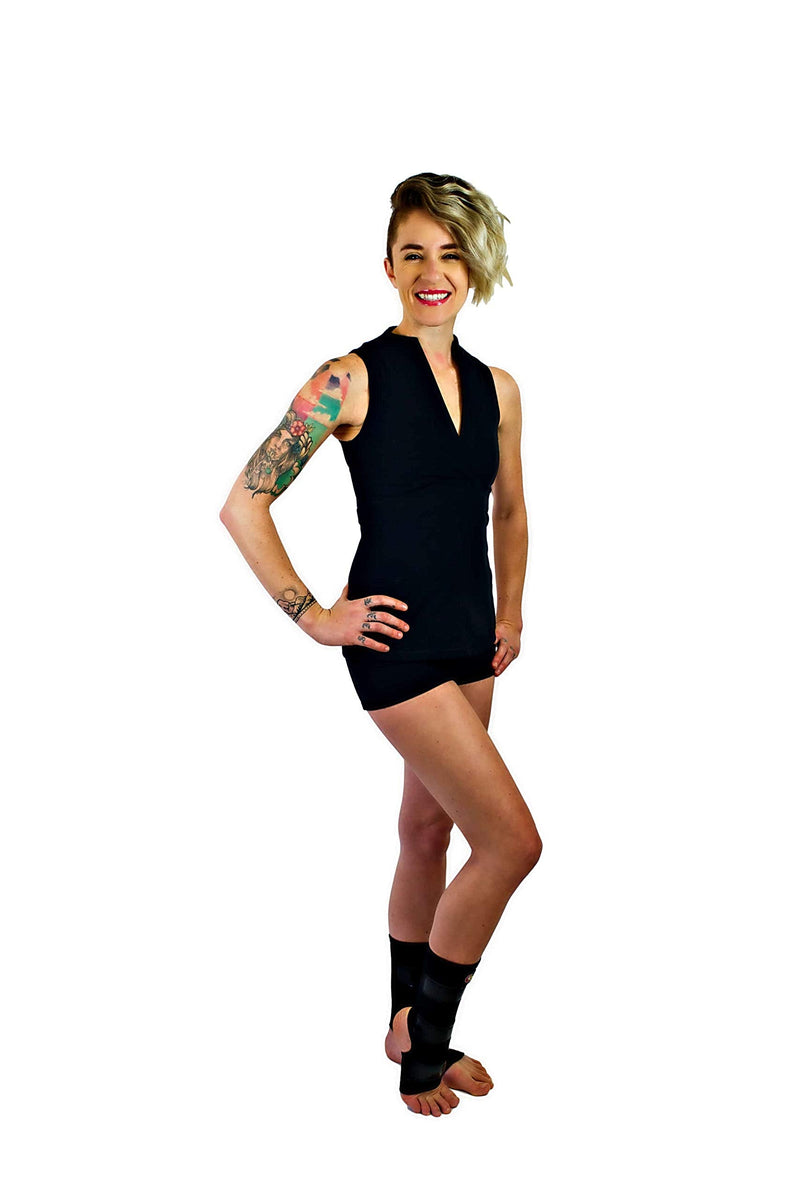 [Australia] - Mighty Grip Black Pole Dancing Ankle Protectors with Tack Strips for Gripping The Pole (1 Pair) Large 