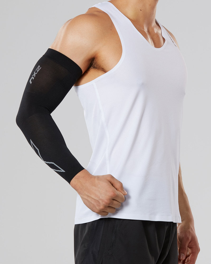 [Australia] - 2XU Compression Flex Arm Sleeve Small Black/Grey 