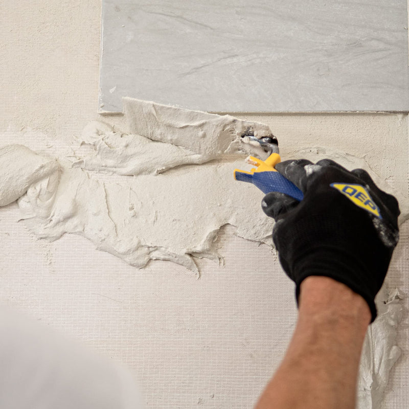 [Australia] - QEP 6 in. x 2 in. Comfort Grip Flat Margin Flooring Trowel with Bucket Hook, Silver (42112) 