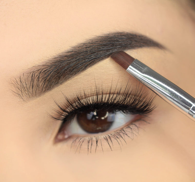 [Australia] - Impora London Angled Eyeliner/Eyebrow Brush. Flat with angled tip. Perfect for Lining/Shaping Eyes and Brows, Winged Liners. Use with Gel, Cream or Powder Liner Products 