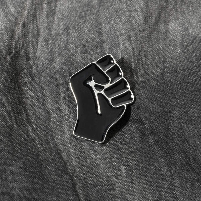 [Australia] - Yushitong Black Lives Matter Brooch Be Brave Heart Black Fist Enamel Lapel Pin for Backpacks Clothes Hat Mask Decoration 