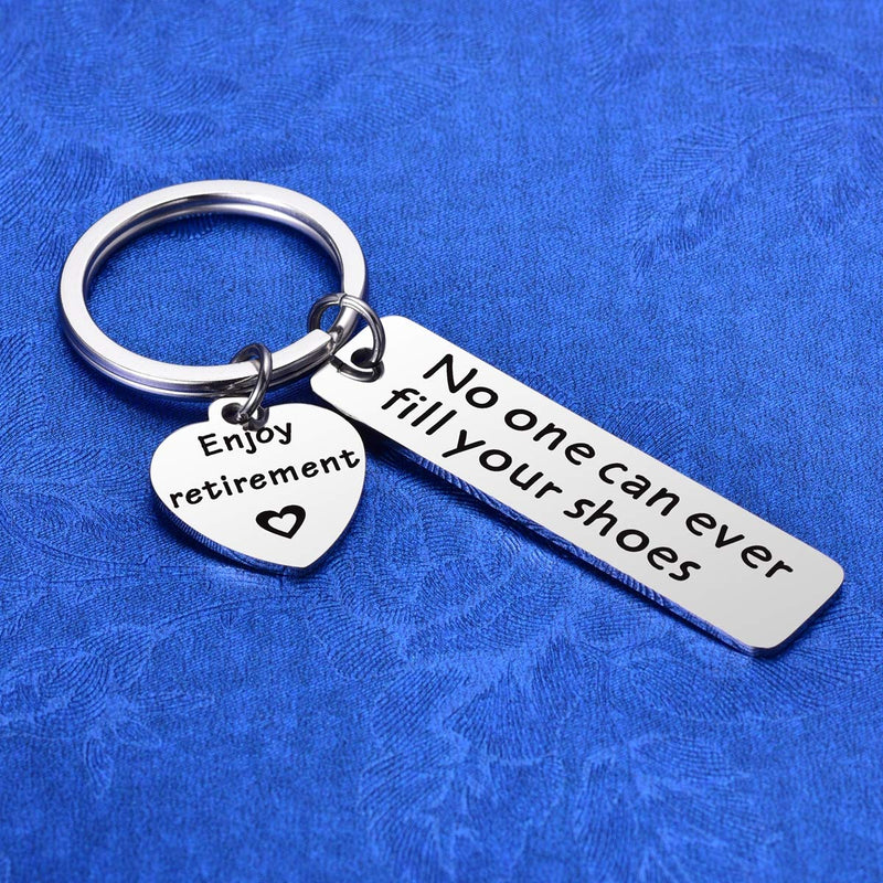 [Australia] - MIXJOY Retirement Keychain Gifts for Coworker - No One Can Ever Fill Your Shoes Mens Retirement Gifts 1pc 