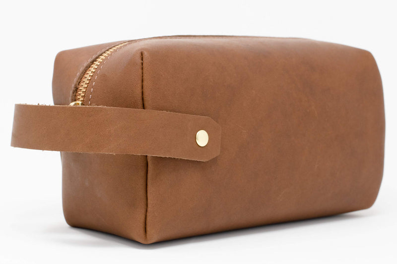 [Australia] - Leather Toiletry Bag. Leather Dopp Kit. Leather Travel Accessory. USA Made. Full Grain Leather Dims: 8L X 4W X 4H Ultimate Travel Dopp 