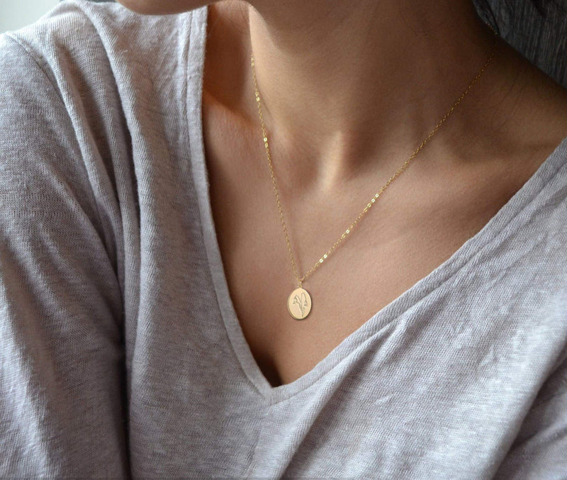 [Australia] - Fremttly Oval Coin Pendant Necklace 12 Month Birth Flower Disc Necklace 14K Real Gold Dainty Personalized Gift 1 Jan--Snow drop 