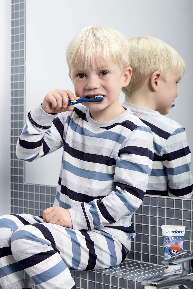 [Australia] - Jordan ® | Step 2 Toothbrush Kids | Kids Toothbrush for Age 3-5 Years Old | Soft Bristles, Dual Ergonomic Handle & BPA Free | Pink & Yellow Color | Pack 4 Units 