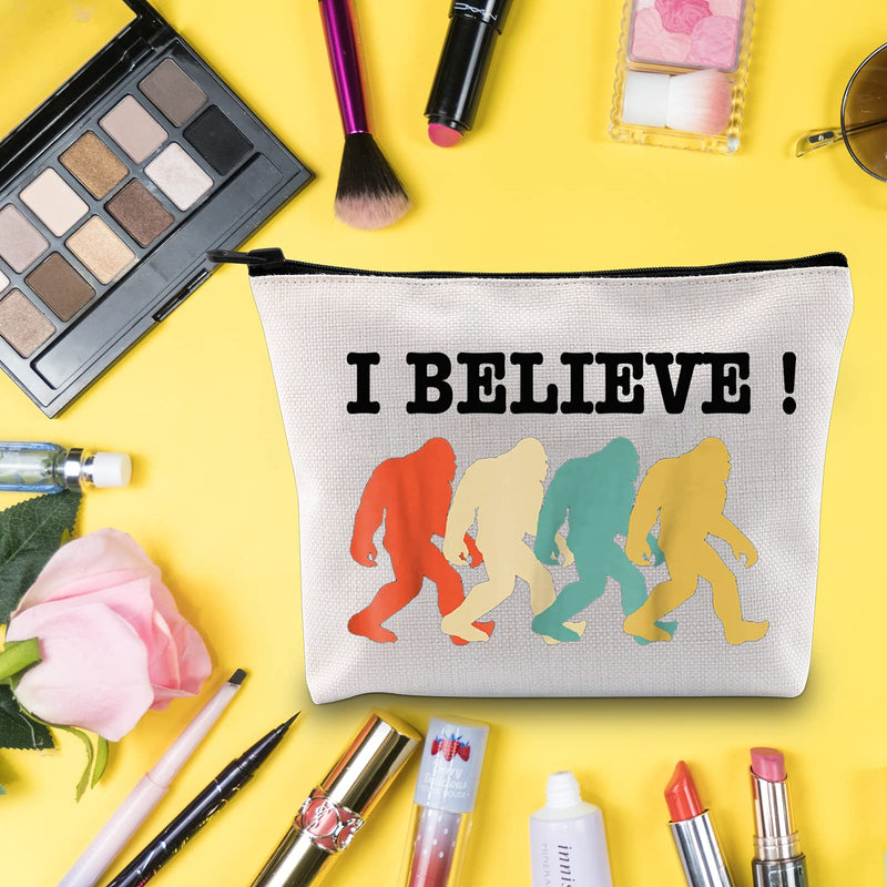 [Australia] - LEVLO Bigfoot Graphic Cosmetic Make Up Bag Finding Bigfoot Gift I Believe Makeup Zipper Pouch Bag For Bigfoot Fans, I Believe, 