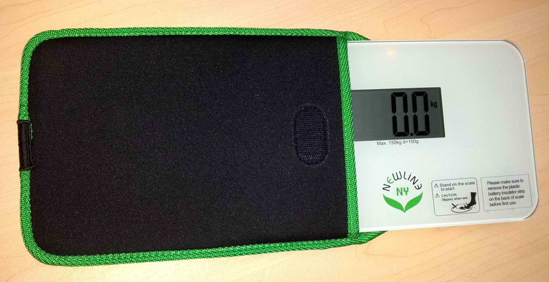 [Australia] - NewlineNY Step On Super Mini Smallest Travel Bathroom Scale with Protection Sleeve: NY-SMS-S001-BG + SBB0638SM-WH Off White 