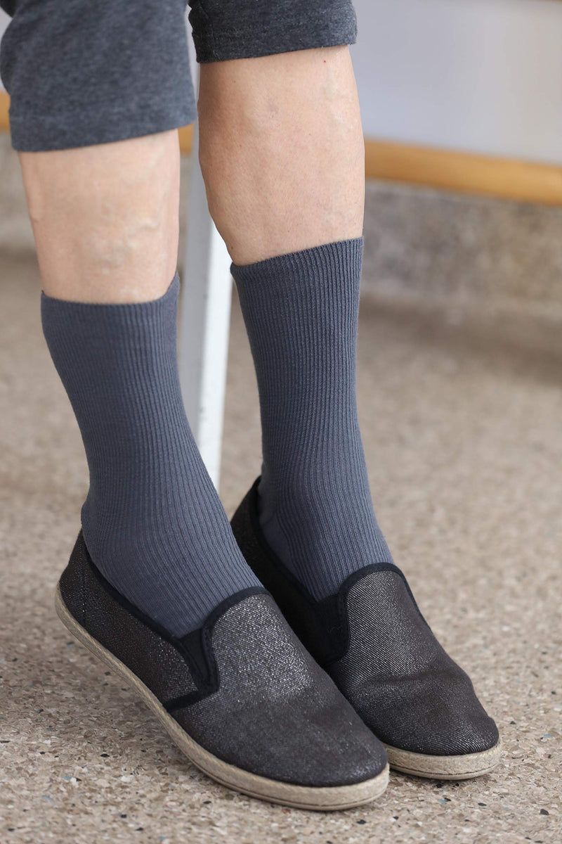 [Australia] - 8 pairs of DIABETIC Non-Elastic Cotton Socks for SWOLLEN FEET for Mens & Womens 10-11 Black 