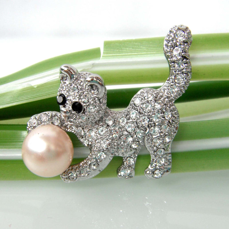 [Australia] - Navachi 18k Gold Plated Multi-Color Crystal Pearl Cat Brooch Pin White 