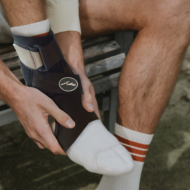 [Australia] - Doctor Developed Ankle Brace for Sprained Ankle, Support Stabilizer Splint for Injured Foot – Foot Brace/ Achilles & Peroneal Tendonitis – Ankle Brace For Women / Men - Doctor Handbook (Medium, Single, Left) Medium 