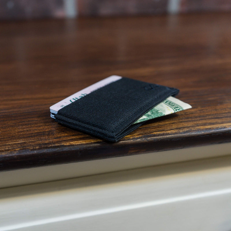 [Australia] - Infinity Wallet - Minimalist Wallets For Men and Women Black With Blue Logo 