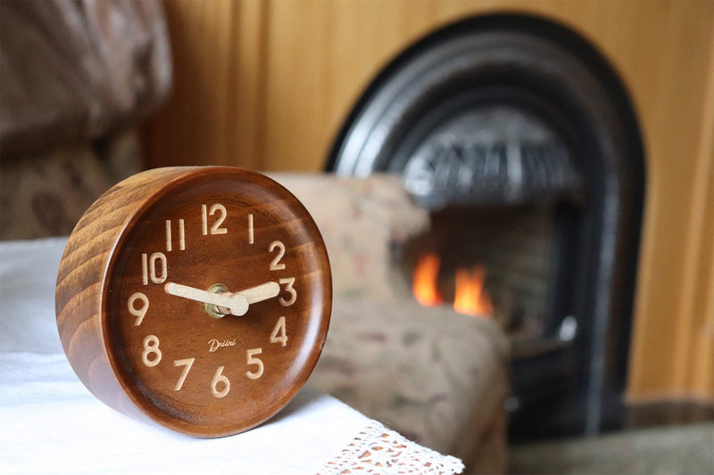 [Australia] - Driini Wooden Analog Desktop Clock – 4.3 in. Decorative Pinewood Clock, No-Tick Design – Easy to Read Silent Sweep Mantle Clock – Quiet Tabletop Clocks with Wood Body, Hands, & Battery Cover; Dark Brown 