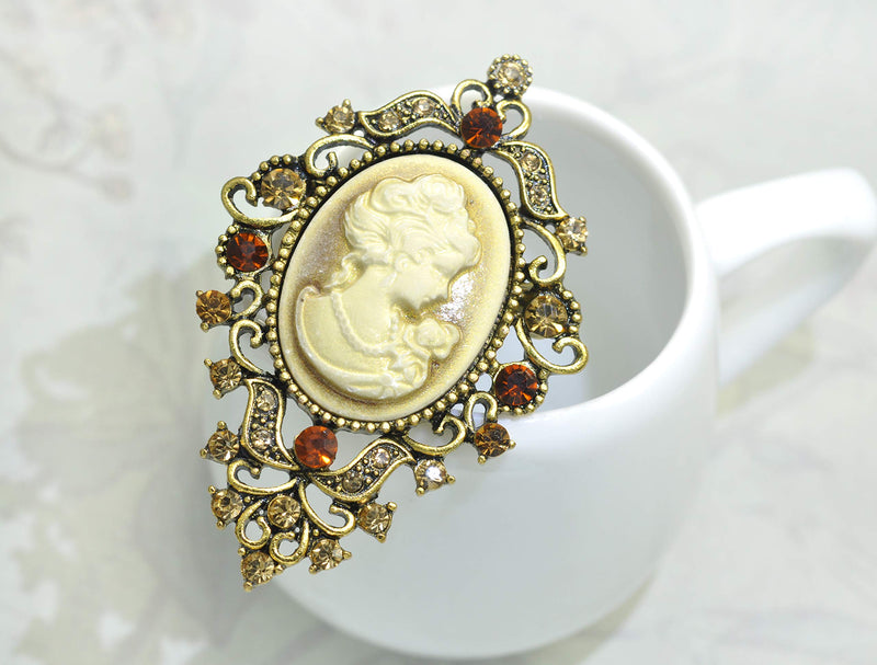 [Australia] - Gyn&Joy Vintage Inspired Victorian Cameo Lady Maiden Crystal Rhinestone Pin Brooch Antique Gold 