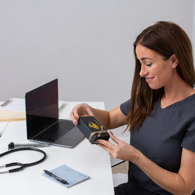 [Australia] - Stethoscope Holder Hip Clip with Upgraded Secure Magnetic Closure - Our Hygienic Stethoscope Clip is Designed to Hold All Brands & Styles - Includes Replacement Stethoscope Ear Tips pink 