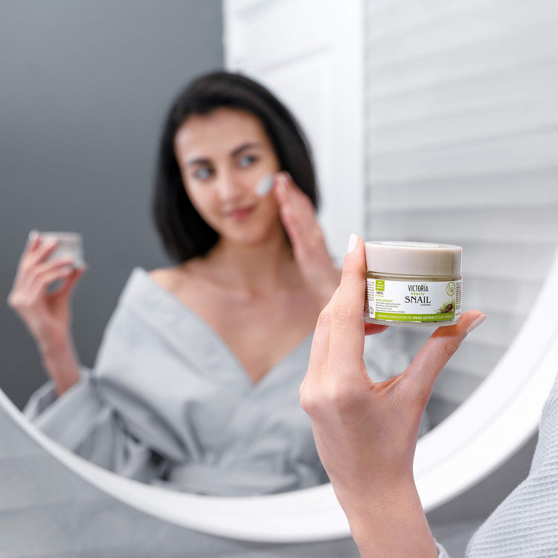[Australia] - Snail Extract Day and Night Anti-Aging Cream - Intensive Natural Cream - Activates the Synthesis of Hyaluronic Acid for Deep Nourishment 