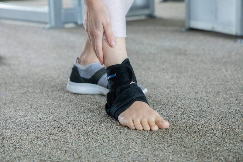 [Australia] - RiptGear Ankle Support Brace for Men and Women - Elasticated Compression Support - Open Heel Foot Adjustable Straps for Recovery Walking Running Sports and Gym Bandage, Achilles Tendon Support (Large) Large/X-Large (Pack of 1) 