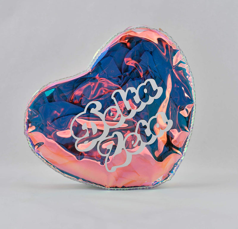 [Australia] - Delta Zeta Heart Shaped Makeup Bag 