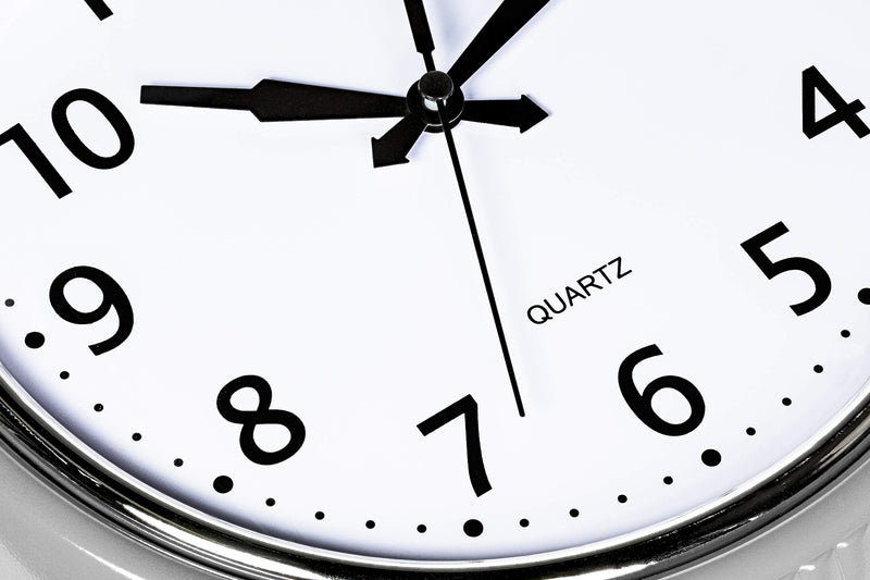 [Australia] - Bernhard Products Retro Wall Clock 9.5 Inch Silver Kitchen 50's Vintage Design Round Silent Non Ticking Quality Quartz Battery Operated for Home/Office/Kitchen/Living Room/School Classroom 