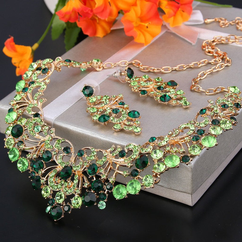 [Australia] - EVER FAITH Gold-Tone Austrian Crystal Gorgeous Butterfly Floral Vine Necklace Earrings Set Green Gold-Tone 