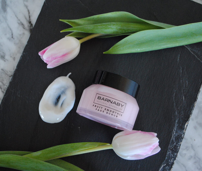 [Australia] - Barnaby Skincare Fruit Smoothie Face Scrub, Natural Exfoliating Skincare, Remove dead skin cells, Blemishes and Spots, with Vitamin C and Strawberry 