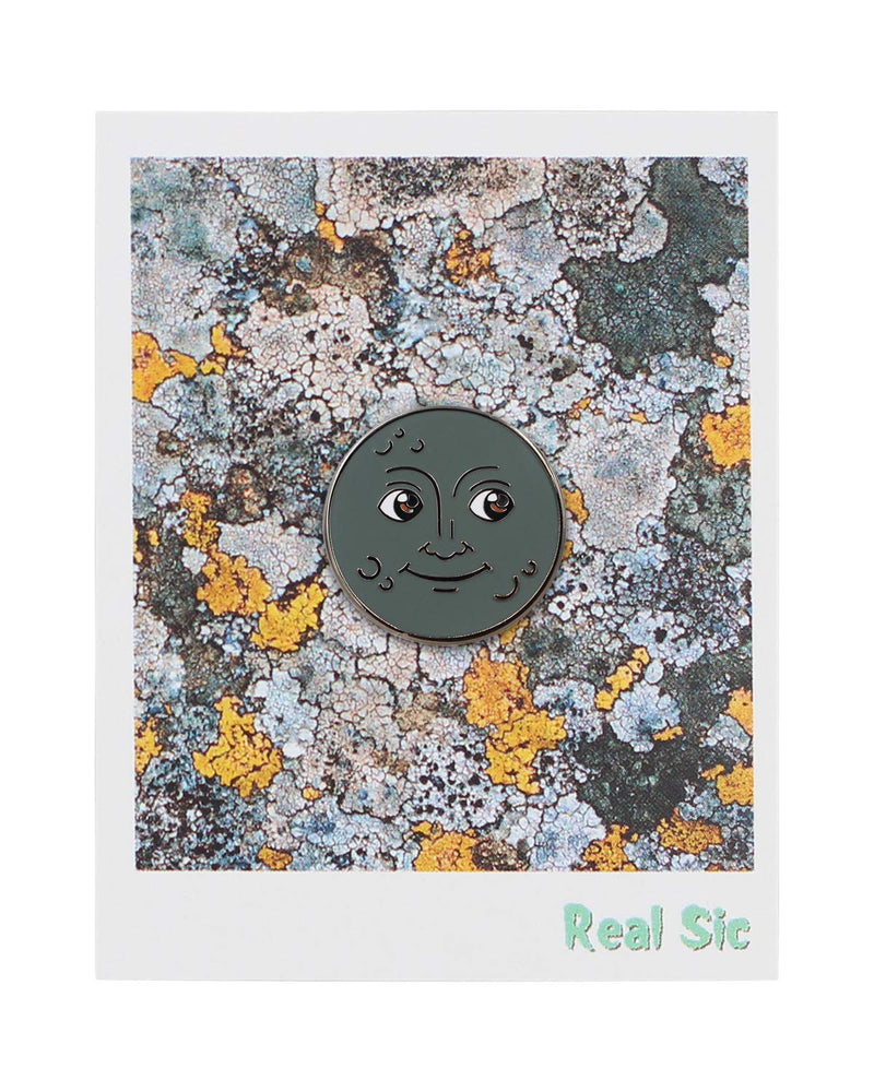 [Australia] - REAL SIC Moon Emoji Enamel Pin - Full Moon & New Moon Lapel Pin - Cute, Kawaii & Occult Pins for Jackets, Backpacks, Hats, Bags & Tops 
