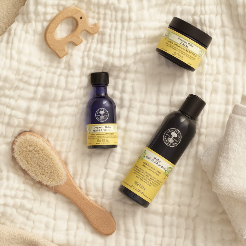 [Australia] - Neal's Yard Remedies | Baby Massage Oil | Vegan | Organic Lavender and Rose Otto | Soothing & Bonding Massage | Easy on Infant's Soft Delicate Skin |50 ml 