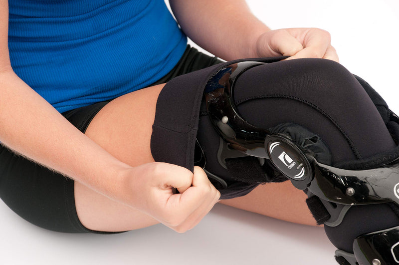 [Australia] - Bracesox | (Medium) Cotton Knee Brace Undersleeve | Premium Cotton Sleeve for Under Brace - Leg Sleeves for Men and Women- Comfortable, Breathable, Durable Medium (Pack of 1) 