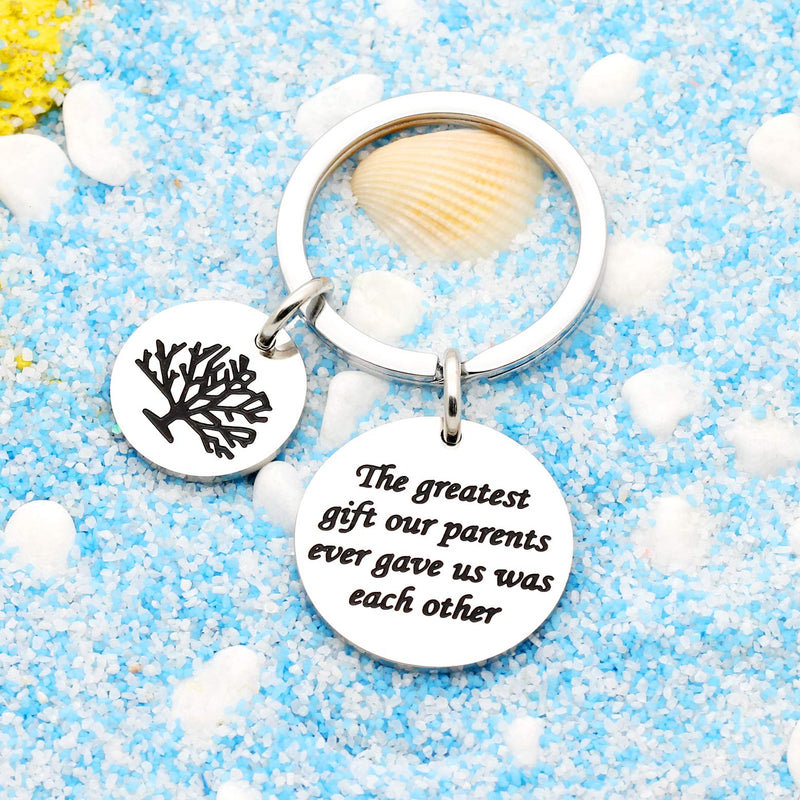 [Australia] - Sister Brother Gifts Key Chain for Daughter Son Family Tree - The Greatest Gift Our Parents Ever gave us was Each Other 