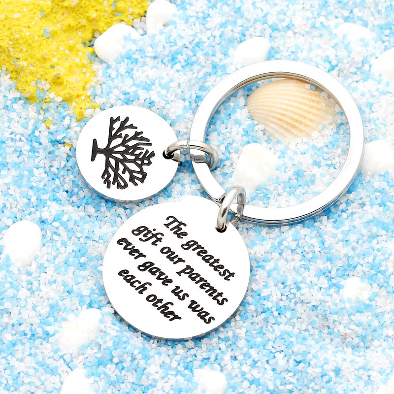 [Australia] - Sister Brother Gifts Key Chain for Daughter Son Family Tree - The Greatest Gift Our Parents Ever gave us was Each Other 